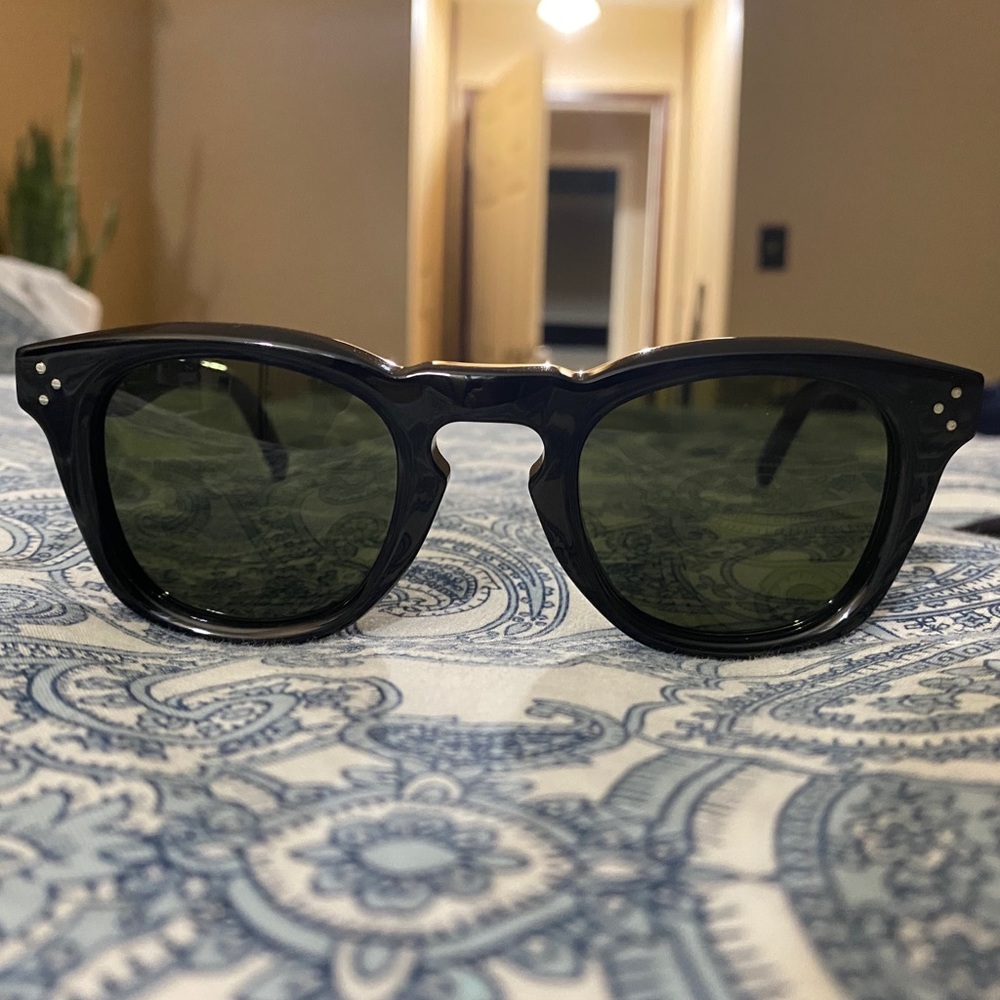 Céline Sunglasses
CL 41371/S Bevel Square 807/1E